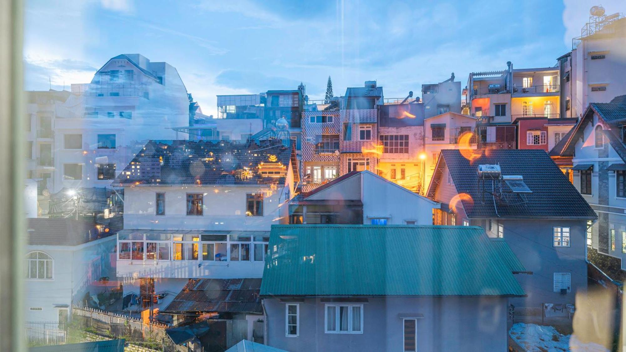 Khach San Loi Ve Da Lat Hotell Exteriör bild